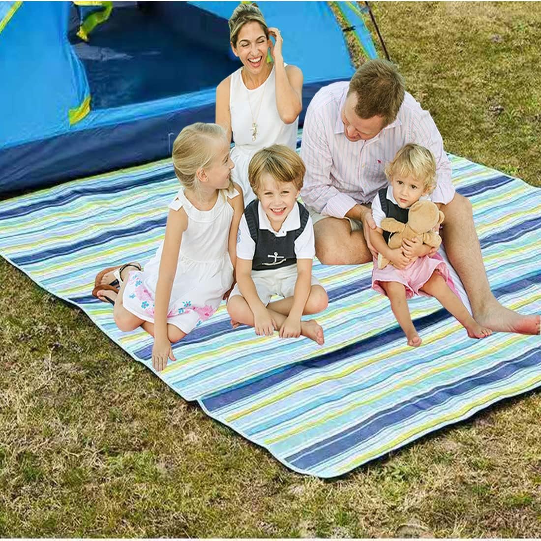 LRUUIDDE Extra Large Beach Blanket Review