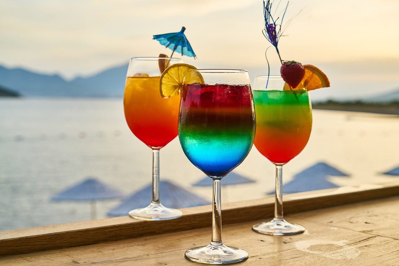 What Are The Top Cocktail Bars In Phuket Island?